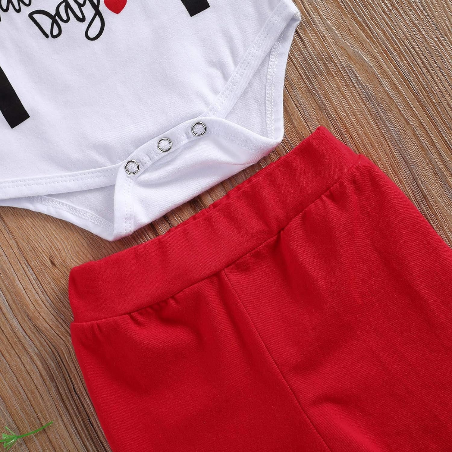 Baby My First Valentine'S Day Outfits Long Sleeve Romper Bodysuit Top Pants Hat 3 Piece Clothes Set